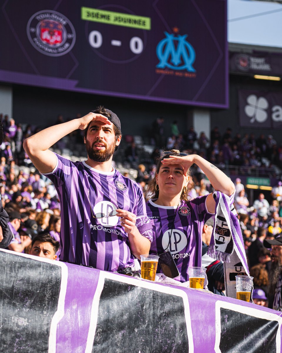 ToulouseFC's tweet photo. Le Stadium se pare de sa plus belle couleur, le violet 😈

#TFCOM https://t.co/4NWnVoTolr