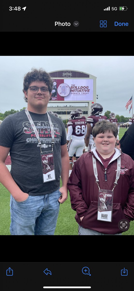 I had a great time at the @HailStateFB Spring Game ! It was great to see @CoachCKennedy and @Jay_Clem_ again.Cant wait to be back for Camp! @AndreaKHollis @Lee_Wilbanks @MacCorleone74 @PaulJonesOn3 @robbiefaulkOn3 @JustinbFrommer @DawgRecruits3 @isaacdsmith @ScoutSteveR #SHOWTIME