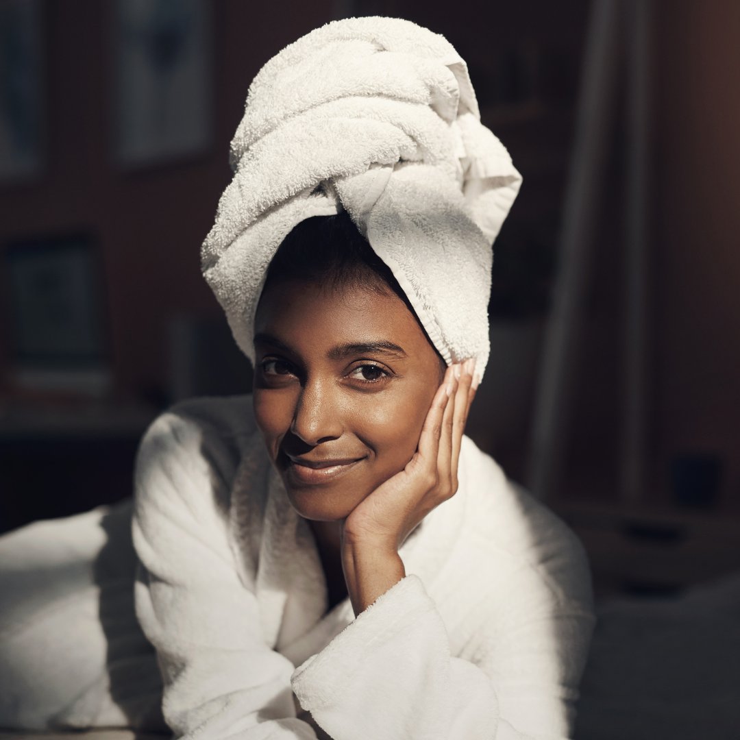Sanaabeautyltd's tweet photo. Sunday, a day to refresh and recharge.
Pamper your skin, and let it reflect the peace within.
#SundayRefresh #SkincareRituals https://t.co/L2Z7kO0wfc