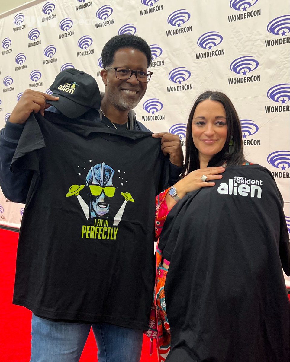 ResidentAlien's tweet photo. Nothing says “I fit in perfectly” like a shirt that says…”I fit in perfectly!”  Check out new #ResidentAlien merch at link in bio. https://t.co/7pxWg1LbqC