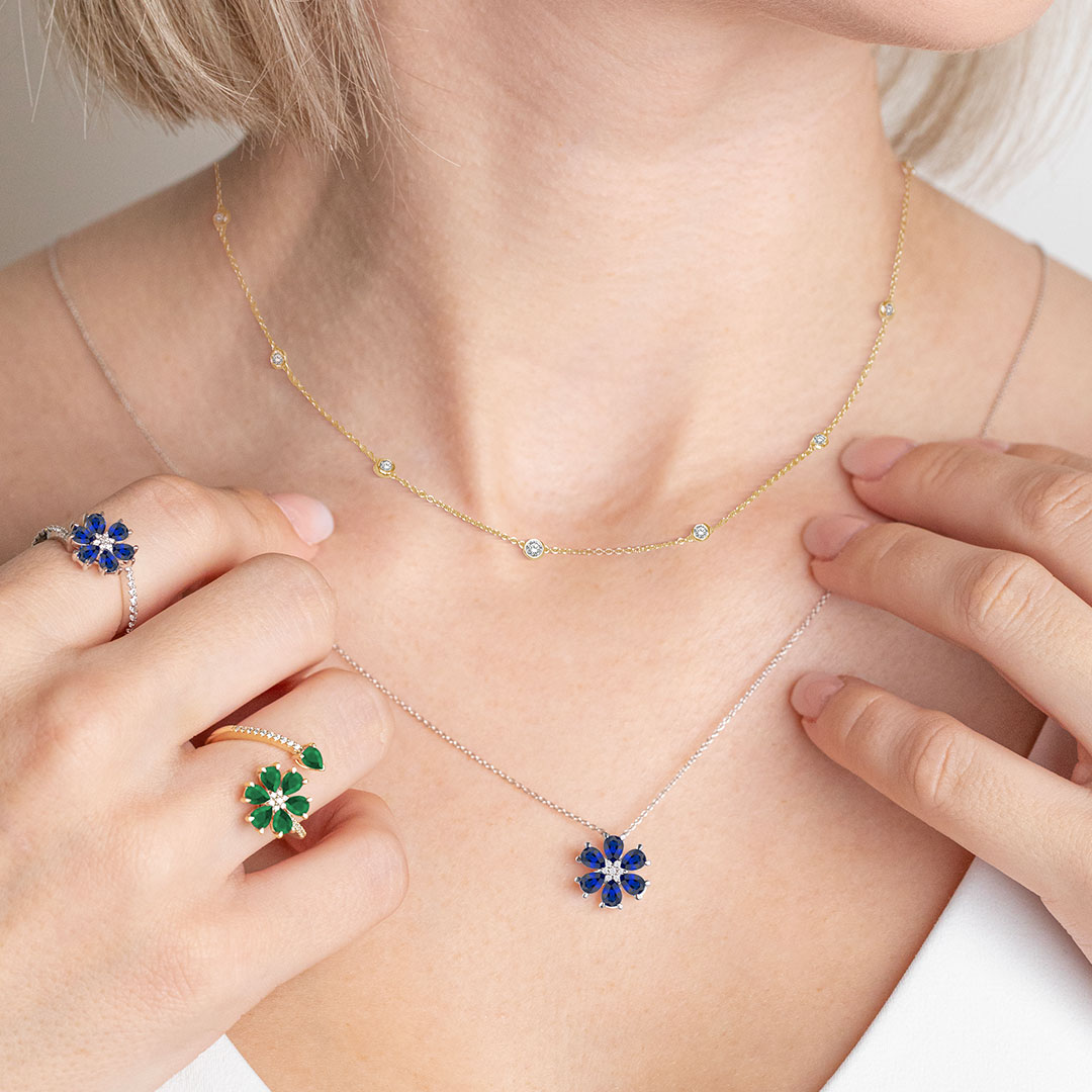 Delicate details in full bloom. 🌸🌼 Discover the beauty of floral jewelry that captures the essence of spring all year round. #FloralFinesse #SpringInStyle #BlossomingBeauty #NatureInspired #EternalSpring #JewelGarden #ASHI
