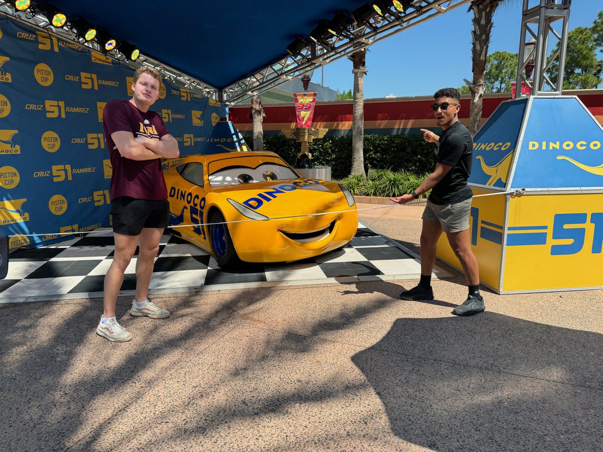 MAAC SAAC used their leadership, communication, &amp; teamwork to take on a scavenger hunt! They all did a fantastic job and had fun along the way… in the end it was Team Walt Smoothie, inspired by <a href="/hearchrisspeak/">Chris B. Williams</a>, that won! Well done MAAC SAACers!! 👏👏👏