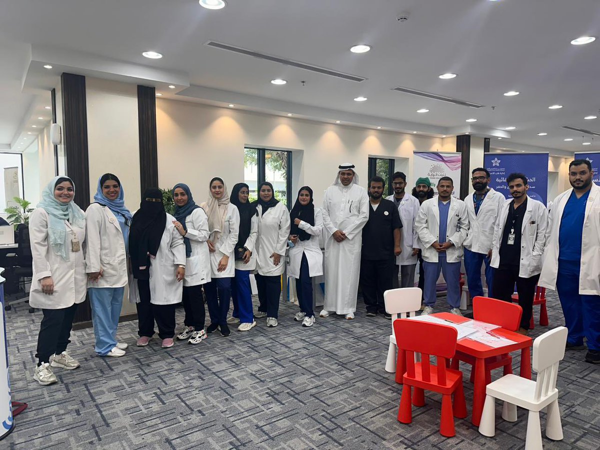 vision_colleges's tweet photo. شاركت #كلية_الرؤية الطبية بجدة كشريك رسمي في الأسبوع الخليجي الموحد لتعزيز صحة الفم والأسنان، 
والذي يُنظّم بالتعاون مع التجمع الصحي الأول بجدة.
@amroalhibshi 

📅يُقام من 21 - 27 أبريل 2024

وتهدُف المشاركة إلى تقديم التوعية اللازمة في مجال صحة الفم والأسنان 🦷
من خلال سلسلة من الأنشطة التوعوية والعيادات الميدانية التي تستهدف جميع فئات المجتمع.

#صحتي_تبدأ_بفمي