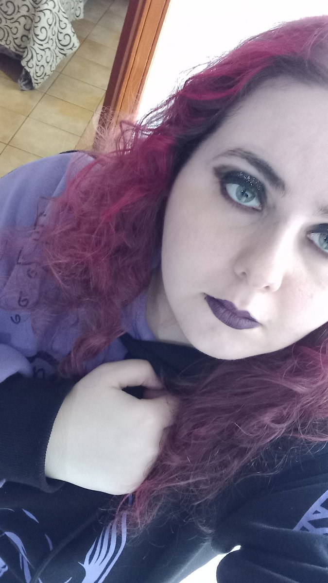 therealsarajune's tweet photo. Red ❤️ purple 💜 and black 🖤 perfect combo 🤘🏻🤘🏻🤘🏻🤘🏻🤘🏻🤘🏻 https://t.co/Npdt4a9Dfh