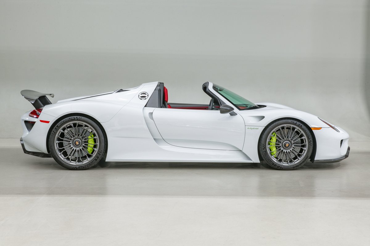 ExoticCarList tweet picture