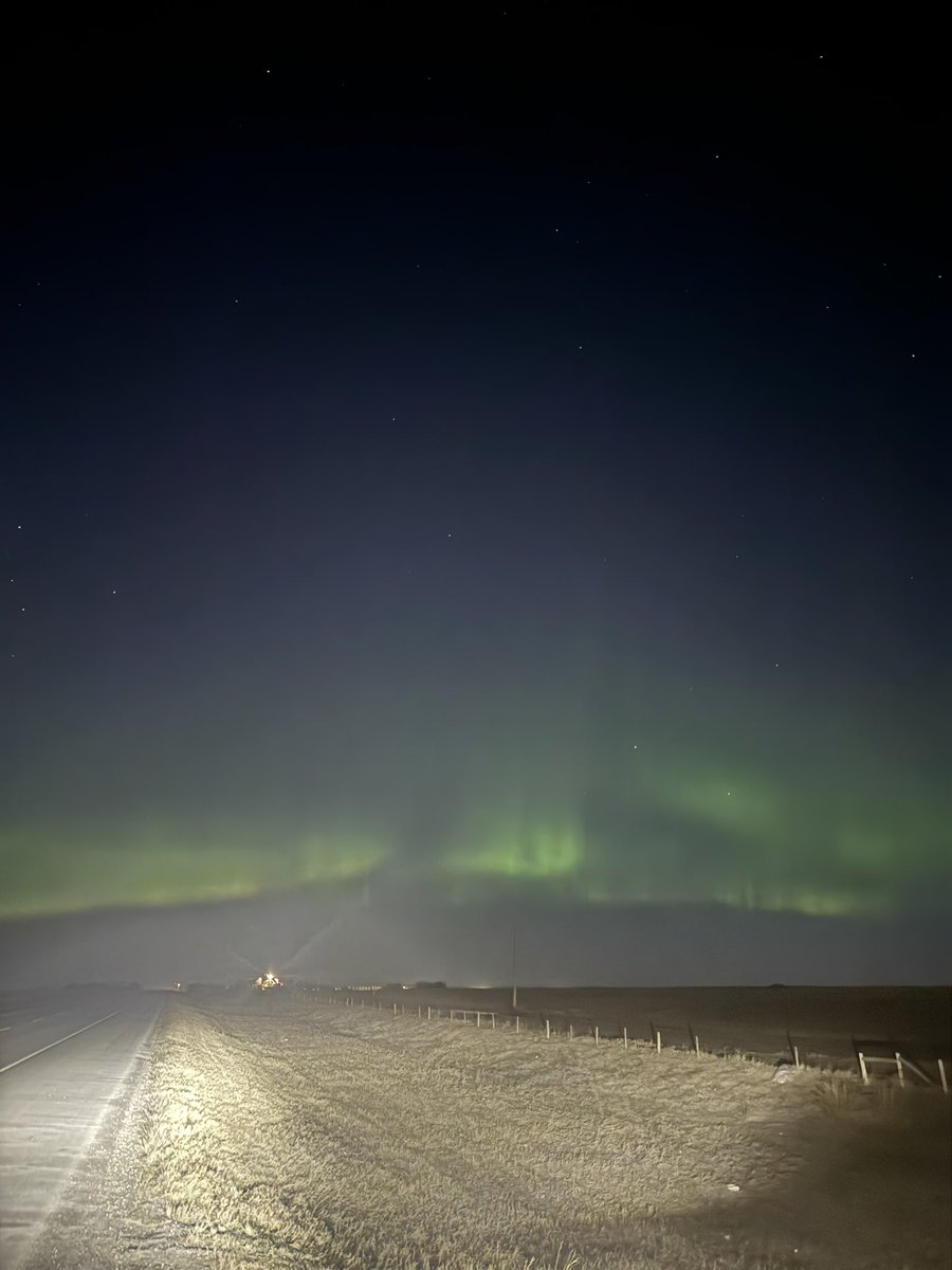 FierroColado's tweet photo. Last night beautiful Skye’s in #Saskatchewan 🇨🇦 Northern lights https://t.co/rpLHg8b14X