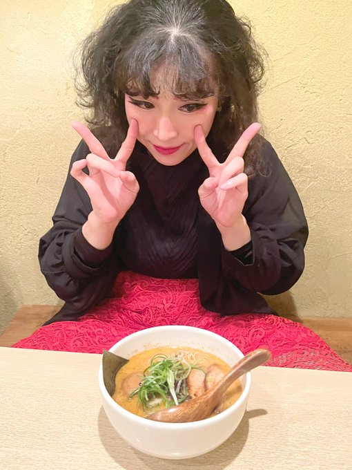 ゆいなみとデートです♡♡♡ https://t.co/bfiAk3VN6y<a href="/tag/%E5%A5%87%E7%B6%BAsm"class="tags"><span>#奇綺sm</span></a>