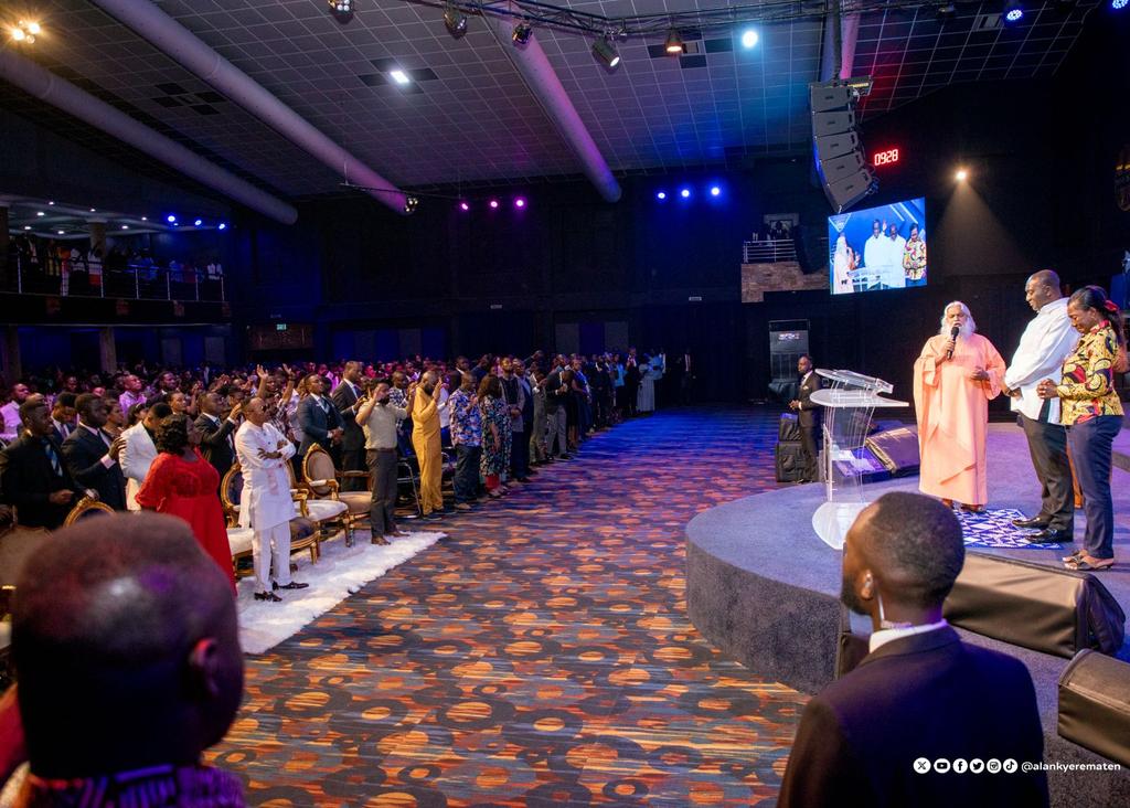 KrypticScholar's tweet photo. The prayer was very powerful. 
God has chosen Alan Kyerematen for Ghana.
#GhanaWillRiseAgain
#Alan2024 https://t.co/S9eyhPnX8c