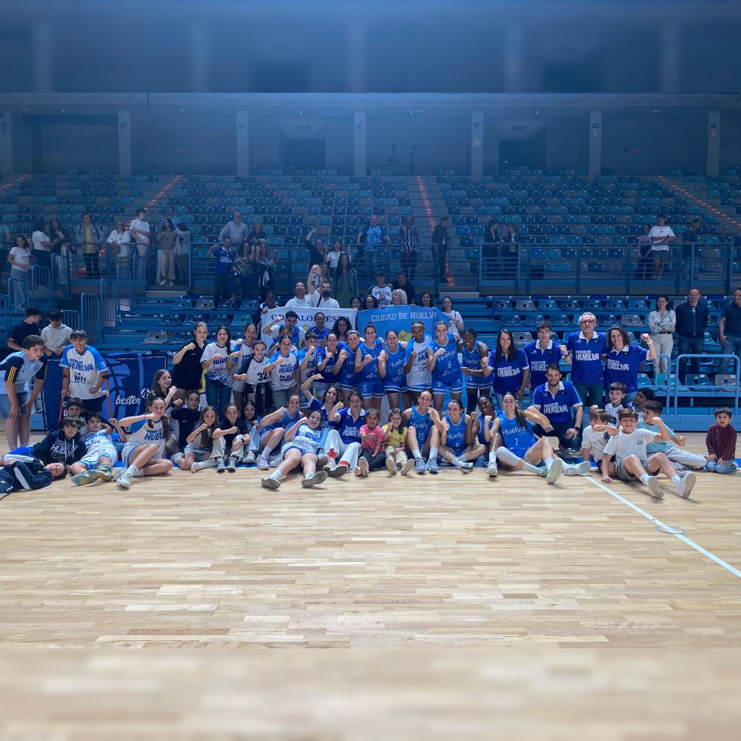 CiudadDeHuelva's tweet photo. 🏀 ¡Objetivo cumplido y seguimos avanzando!
💪 Nuestras chicas del @clinicagilp Ciudad de Huelva han logrado otra victoria en su camino hacia el ascenso a LF2.
¡Seguimos firmes en esta lucha! 🔥 #BaloncestoFemenino #AscensoLF2 🏆 https://t.co/aQeNr0NhZ7