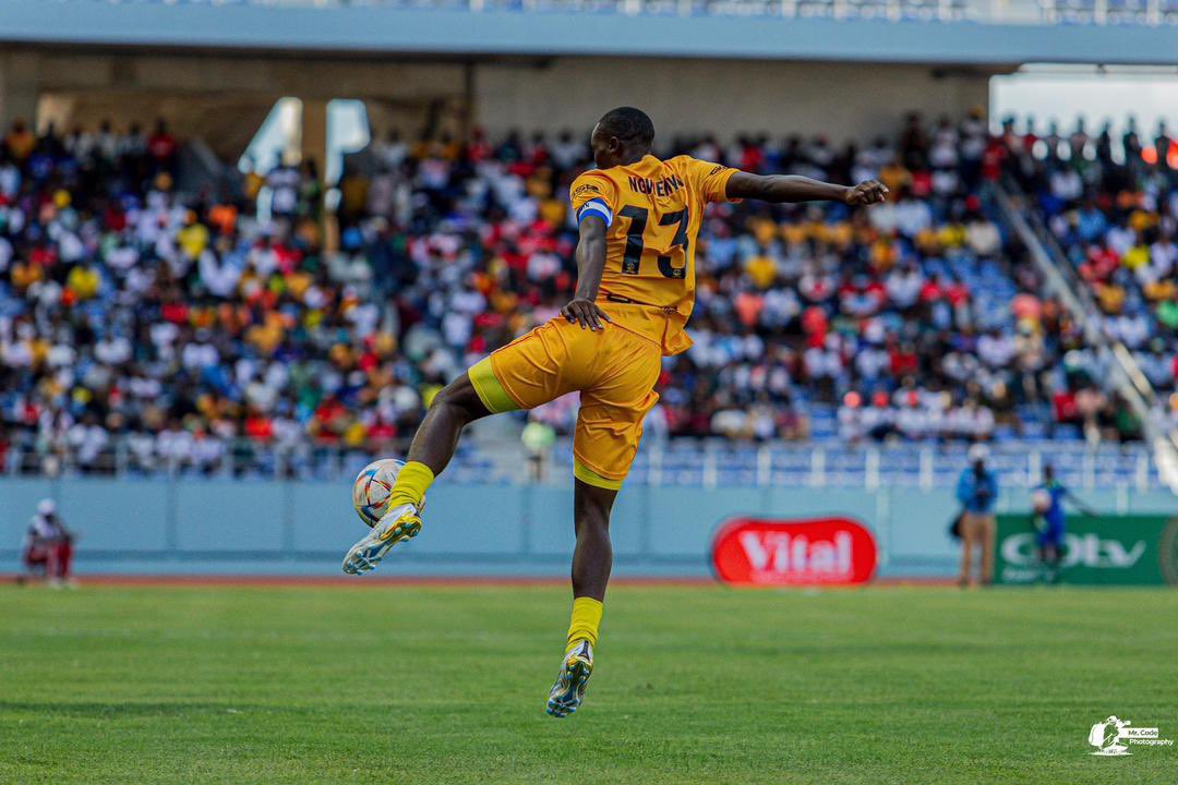 Ngwenyagodfrey1's tweet photo. 👀🔛⚽️
We keep fighting till the end
#NeverGiveUp
#ToGoBeTheGlory https://t.co/jBHQWfYf4n