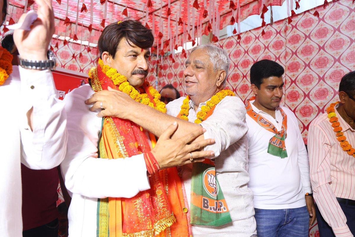 ManojTiwariMP tweet picture