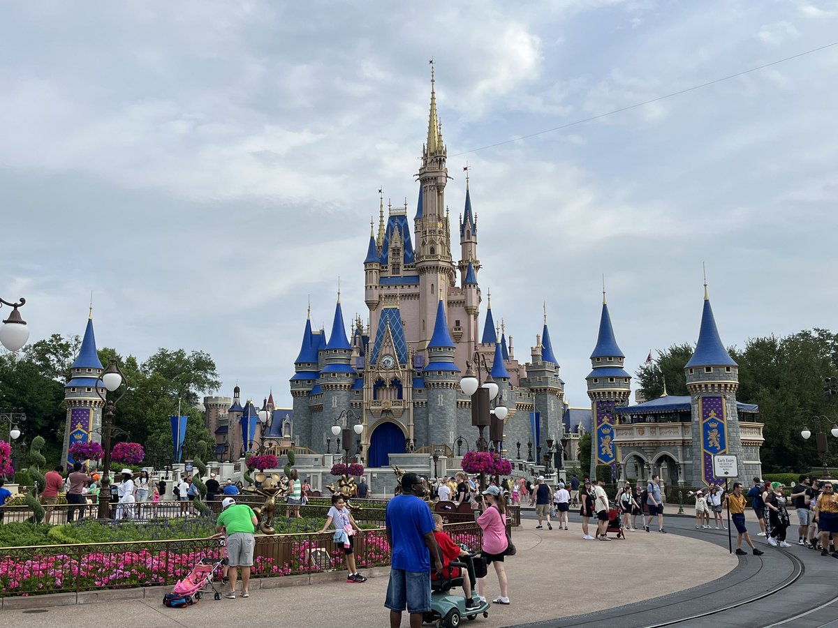 Tim_tam00's tweet photo. 初アメリカ！フロリダWDW！ https://t.co/MZoJ6E4k5j