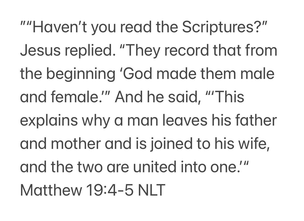 This morning at @GFCFlorida we celebrated the kingship of Jesus and Pastor Jonathan talked about marriage. He focused on the God who designed marriage as His self-portrait to reflect Him. Marriage is not a moment but a lifelong commitment of godly love, collaboration & unity 🙏🏽