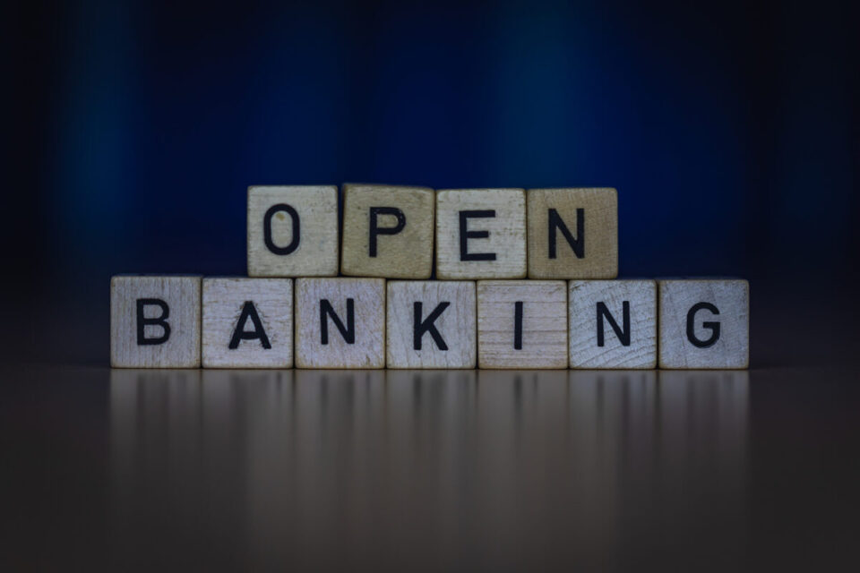 Open Banking: How it Can Simplify & Improve Your Finances 🏦
thefintechtimes.com/open-banking-a…
#FintechInvestment #BankingOperations #AI #FinancialTechnology #FinTech #OpenBanking #API  #Digitalization #Technology #Australia #Innovation with SHAVIK Visit SHAVIK.ai