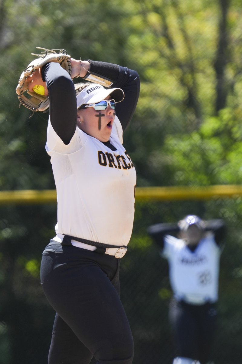 Brian_Haenchen's tweet photo. Whiparound: @thsbraves impresses, @DylanGeill + @aleyna_quinny 🤩 for @Castle_Softball, @ShelbyMesser11, @hannahsutton_24 back for @Oriole_Softball, @BHSDogsSoftball rallies, @LakeCentralSB, @MillerSoftball

Star: https://t.co/yPdjfNGP0W
CP: https://t.co/WrsLOHBrdd

@kylesokeland https://t.co/wSqEunsEBH