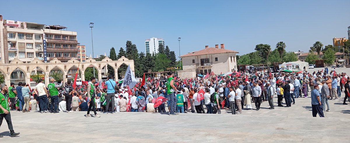 (GAZZE DÜŞERSE ÜMMET DÜŞER.!) Bilinciyle, Ümmet Şuuruyla HAMDOLSUN; Şanlıurfa Halkı GAZZE'ye Desteğe, Duaya Devam Ediyor. Sonuç İnananların Olacak İnşaallah. #Ümmet #Cihad #Şahadet #Zafer