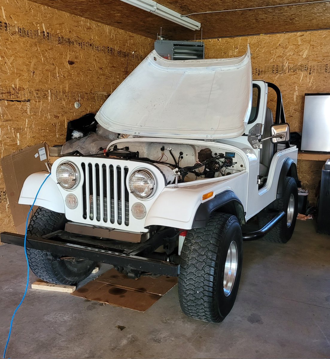 CLauterbur's tweet photo. Almost that time! Minus one broken C4 transmission! No big deal, nothin' big. Lol. #jeepcj #jeepnation #jeep #cj5 #ford302 https://t.co/bVt1xCJv2o