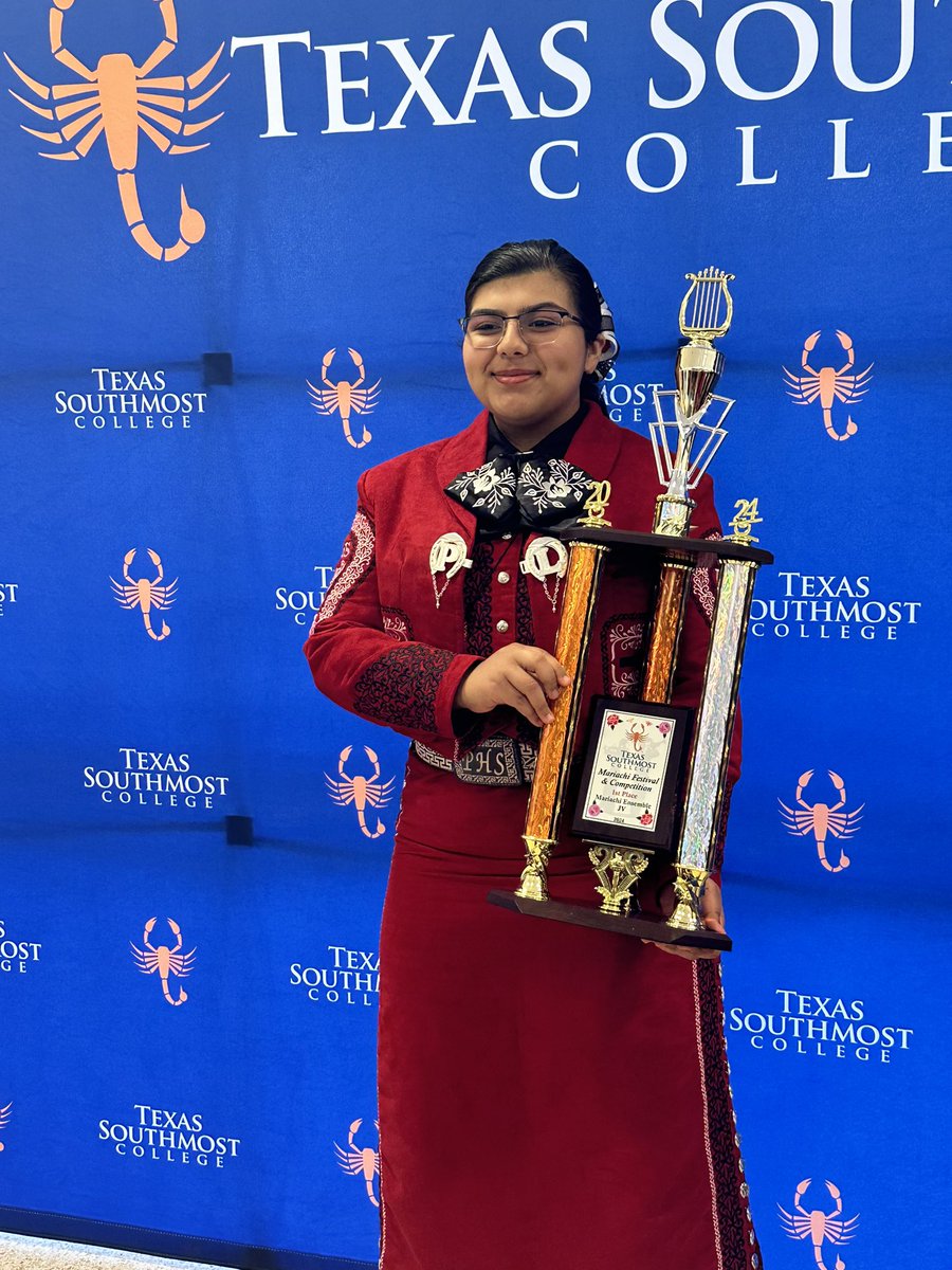 LobosMariachi's tweet photo. Outstanding job  at the TSC Mariachi Festival in Brownsville! Our JV Mariachi secured 1st Place Junior Varsity 5A, while our Varsity Mariachi “Los Lobos” achieved an impressive  2nd Place in the 5A category! A triumphant finale to a fantastic competition season 🏆🎉🐺 https://t.co/zVNTWto9OY