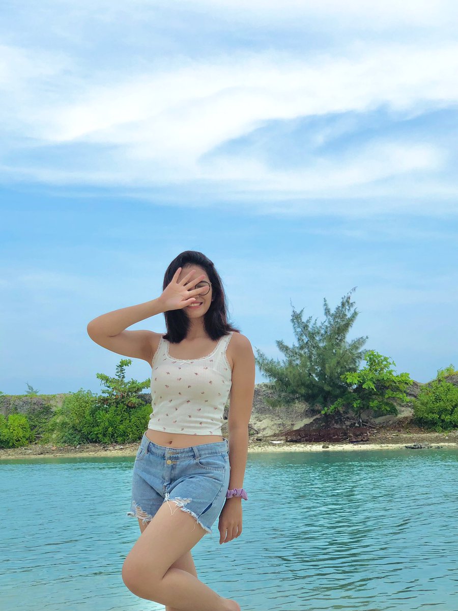 gizmozaplenty's tweet photo. The emo hubby 🏴‍☠️🗝️♟️🖤
The just-happy girl ✨💖🦋⛱️

#ATSD #AtinySelcaDay #ATEEZ #에이티즈 #SEONGHWA #punyanyahwa @ATEEZofficial https://t.co/FiRI4bCfyv