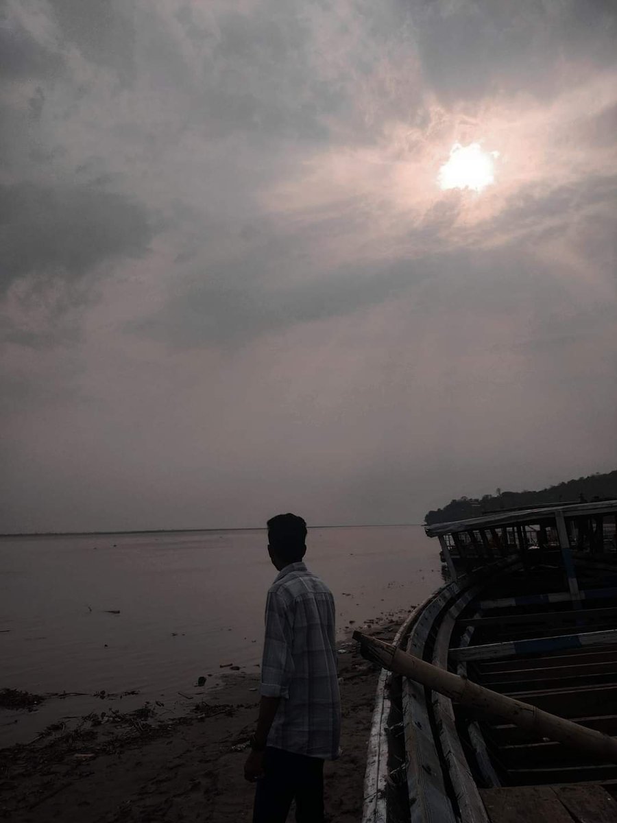 Nature's symphony, the river's melody.🖤
#NatureTherapy #NatureBeauty #awesomeassam