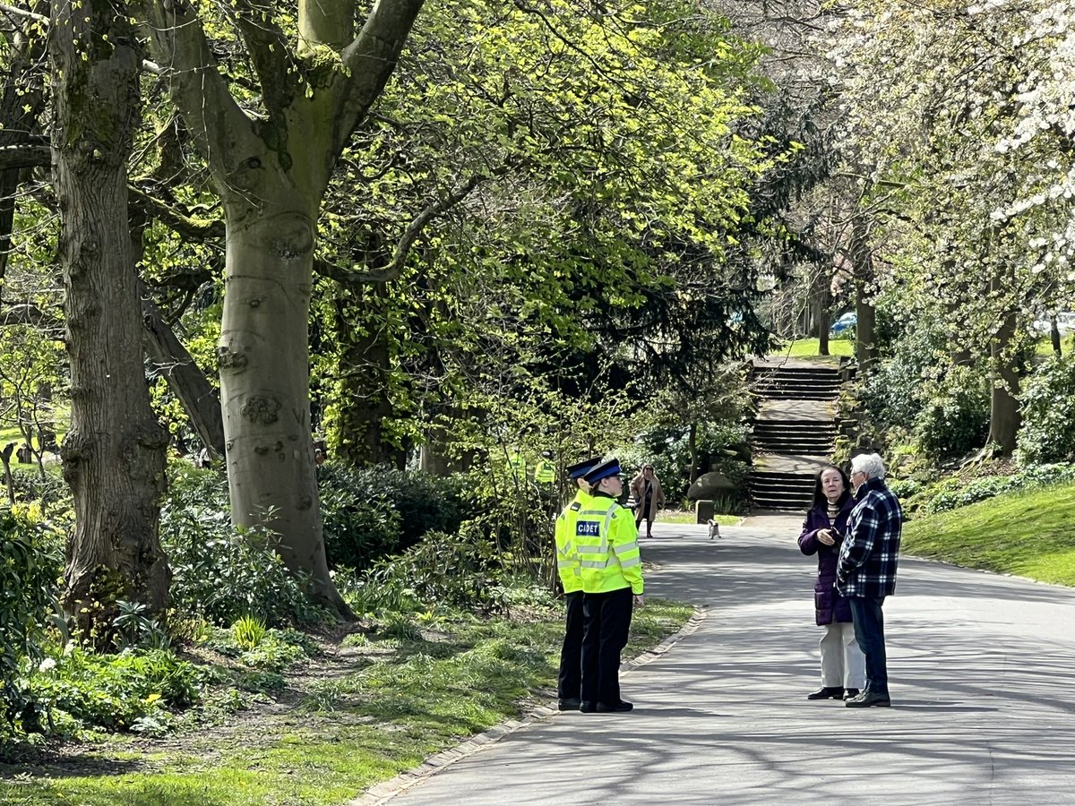 This afternoon Kirklees Cadets are out in Beaumont Park Huddersfield supporting Huddersfield South West Scouts St George’s Day Parade, an opportunity for the cadets to engage with the local community.