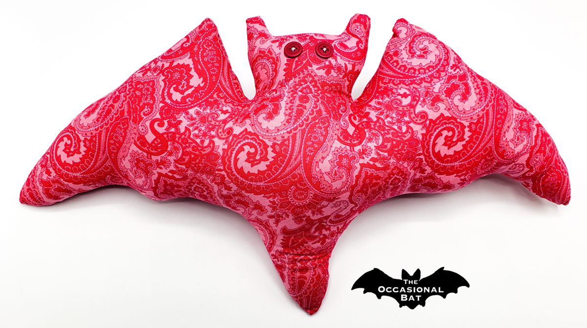 Feeling a little paisley today? 🌺 #bat #handmade #pillow #SALE #pink #red #paisley #theoccasionalbat #etsy 🩷❤️ theoccasionalbat.etsy.com/listing/171327…