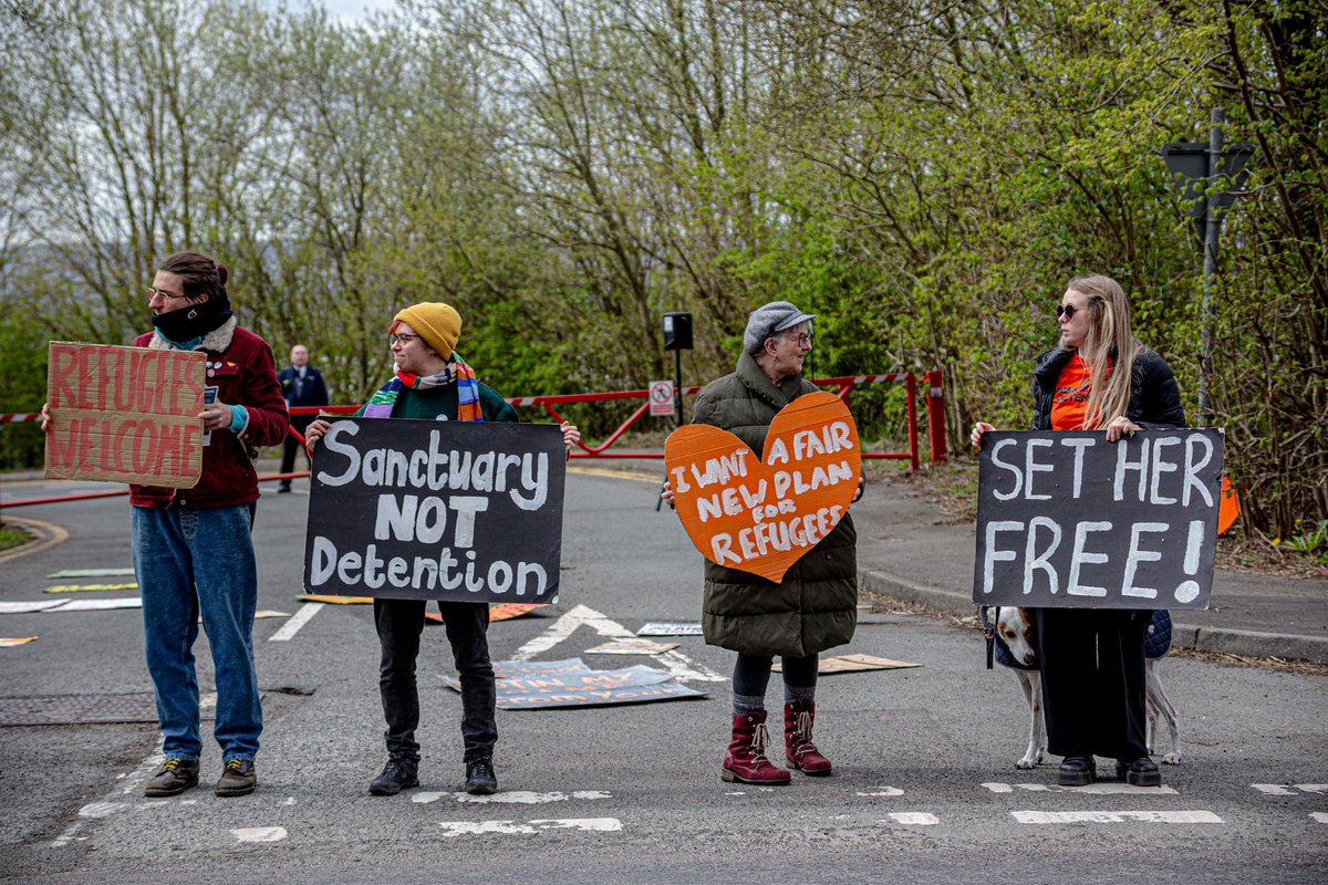 #Solidarity with all the vulnerable people locked up in detention by the cruel inhumane Tory gov. As a member of @No2Hassockfield I will continue to protest at the site of Derwentside Immigration Removal Centre until the place is shut down. Join us 3rd Sat of every month 12-2pm