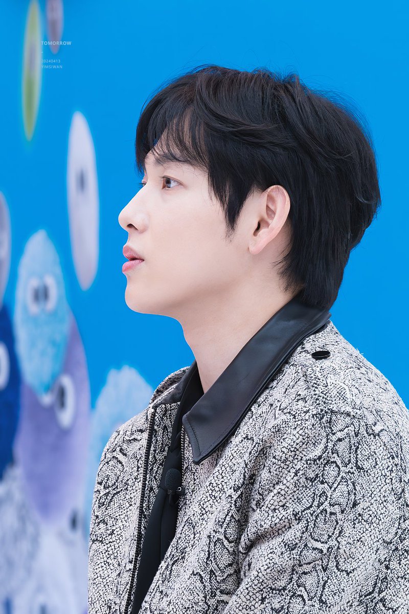 내일/tomorrow tweet media