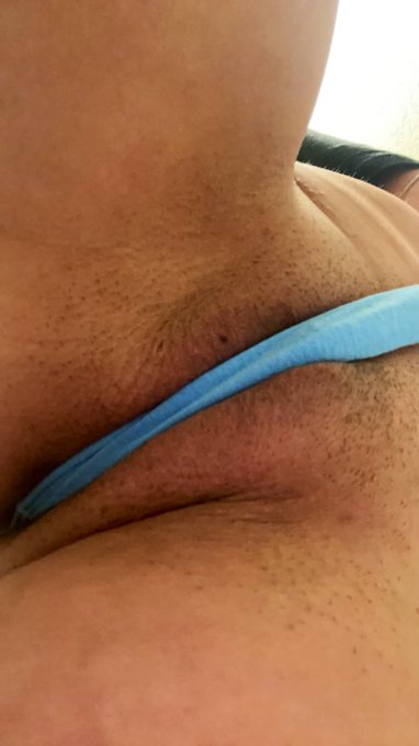 My pussy needs attending, let me know if you&rsquo;d give it some 🤤 https://t.co/m9Q0jDuLFa