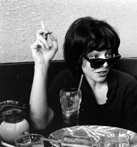 “When in doubt, seduce.” Happy birthday, the extraordinary Elaine May … 📸Bill Ray, 1967