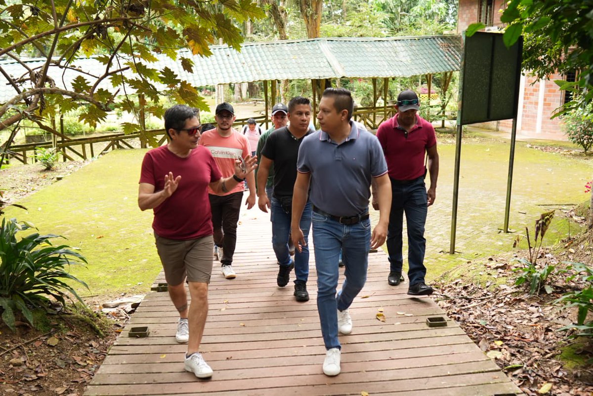 🌿#ParqueLaIsla 🚫 7 años de abandono 

Hoy empieza la gran misión, recuperar el pulmón de la ciudad, el #ParqueLaIsla  y consolidarlo como un espacio de #BioTurismo.

#TodosARecuperarELPARQUELAISLA
#alcaldíadeladignidad 
#JimmyAlcalde