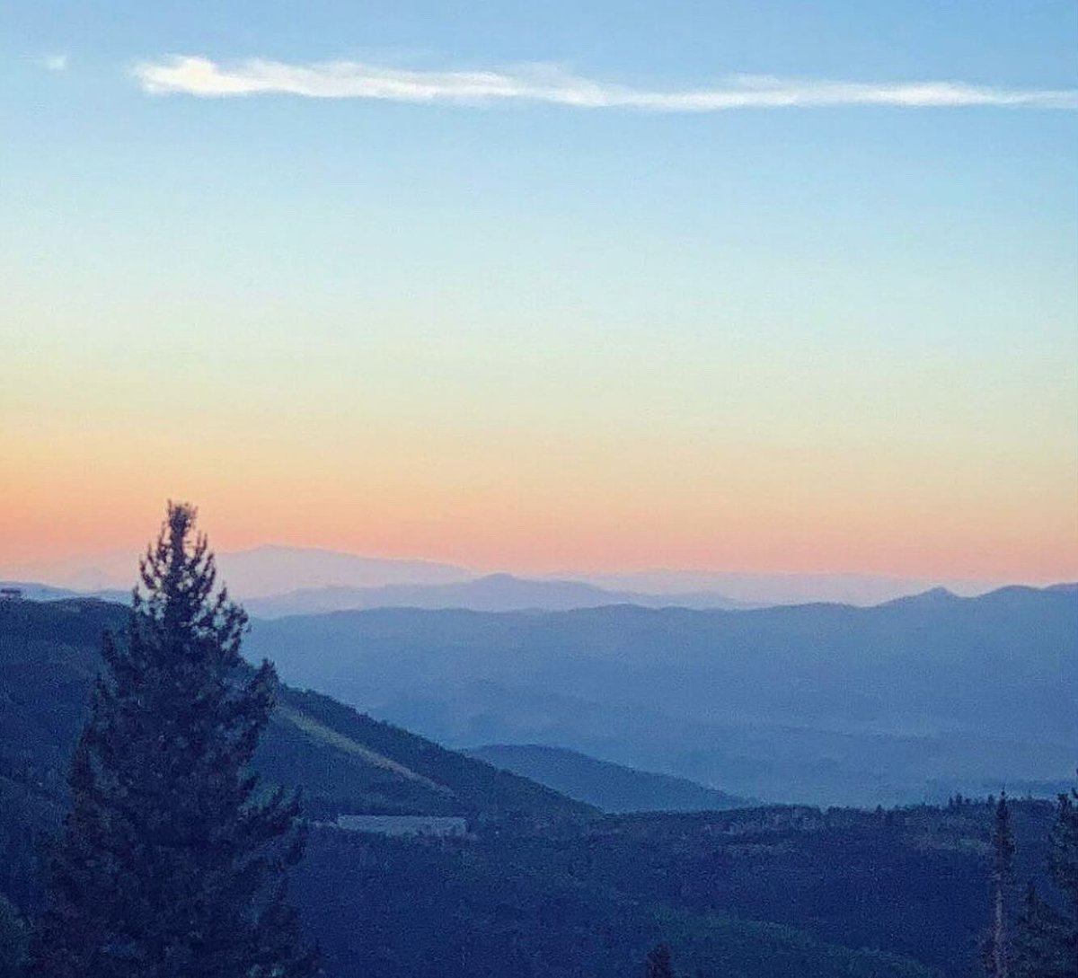 AdventuRecovery's tweet photo. Claim your spot around the campfire~ ποΈ
*A couple of spots left*
#Adventure #Recovery Coach training April 24th https://t.co/VOXYEAZ19e
Feel the magic of being #unplugged + time under the stars with like-minded change makersπ₯π²π#adventurerecovery #recoverycoaching https://t.co/NrPsq39q3Q