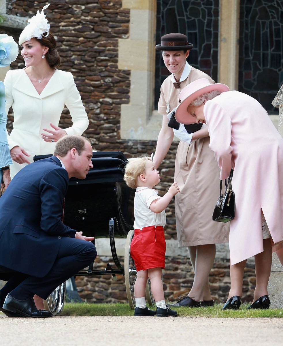 remembering queen elizabeth’s 98th birthday with this sweet moment of the queen accompanied by prince william, princess catherine and a little prince george at princess charlotte’s christening; june, 2018. 🤍🌸 
#PrincessofWales