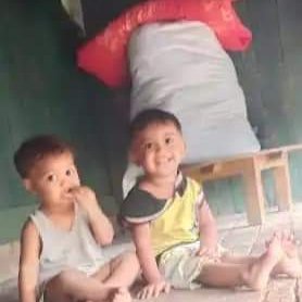 nslwin's tweet photo. A tragic incident!
This week, there has been intense fighting in Tha Yet Oak village in Maungdaw Tsp. A bomb was left in the village, which exploded this morning and killed 2 Rohingya children.
Is any group willing to claim responsibility instead of resorting to blame each other? https://t.co/SBDzZHkTE1