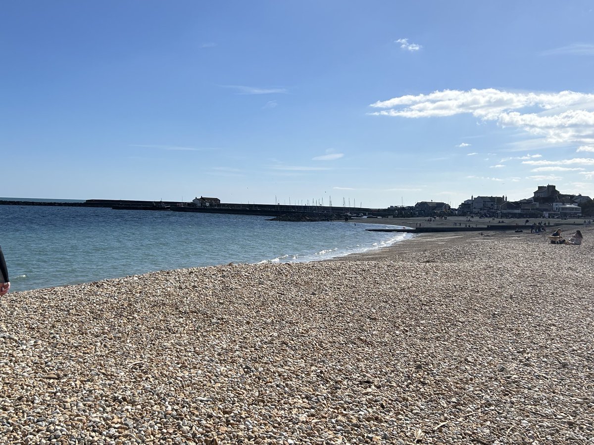 Perfect Sunday #sunshine #seaside #LymeRegis #lunchtime