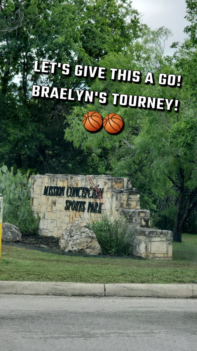 SouthTejas1984's tweet photo. Today will be a first....
#AAUHoops
#WorkingToGetBetter
#FutureLadyMustangs https://t.co/4bNvu1M0F7