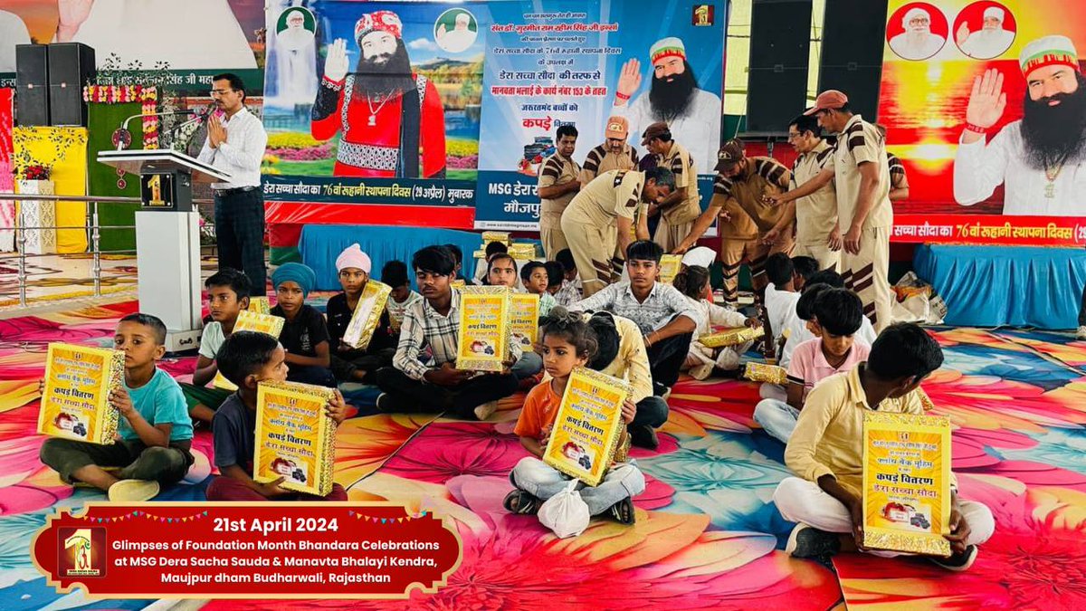 The celebrations of MSGFoundationMonthBhandara witnessed an overwhelming gathering of Dera disciples..Volunteers express the gratitude to Saint Dr. MSG for the invaluable life lessons by doing various welfare works Check the glimpses here! 
#FoundationMonthBhandaraHighlights