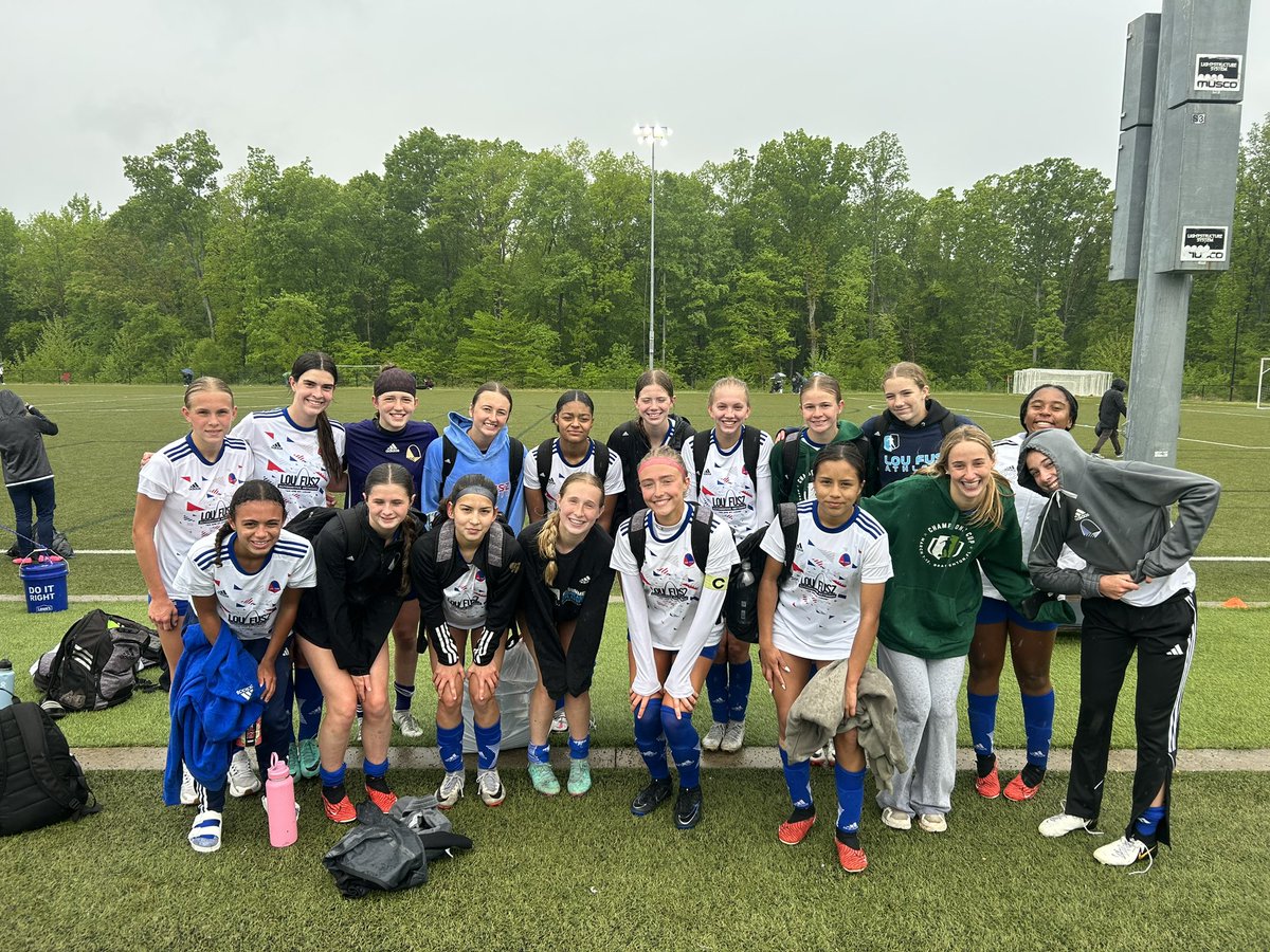 Finished strong despite the weather. Thanks to all the coaches who showed up for the early start in the rain! ⚽️@AriyaBarton2026 ⚽️@remybird09 ⚽️@Gabby_Thompson4 🅰️Leah W 🅰️@OKaiser08 🅰️@maren_gansner9 Clean Sheet: @lilyselvyGK and the Defense @GAcademyLeague @ImYouthSoccer