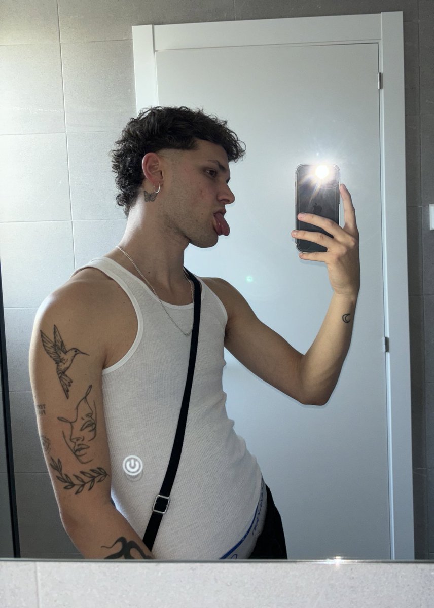 𝐈𝐕𝐀𝐍 𝐆𝐑𝐖 (@blackgrw) on Twitter photo 