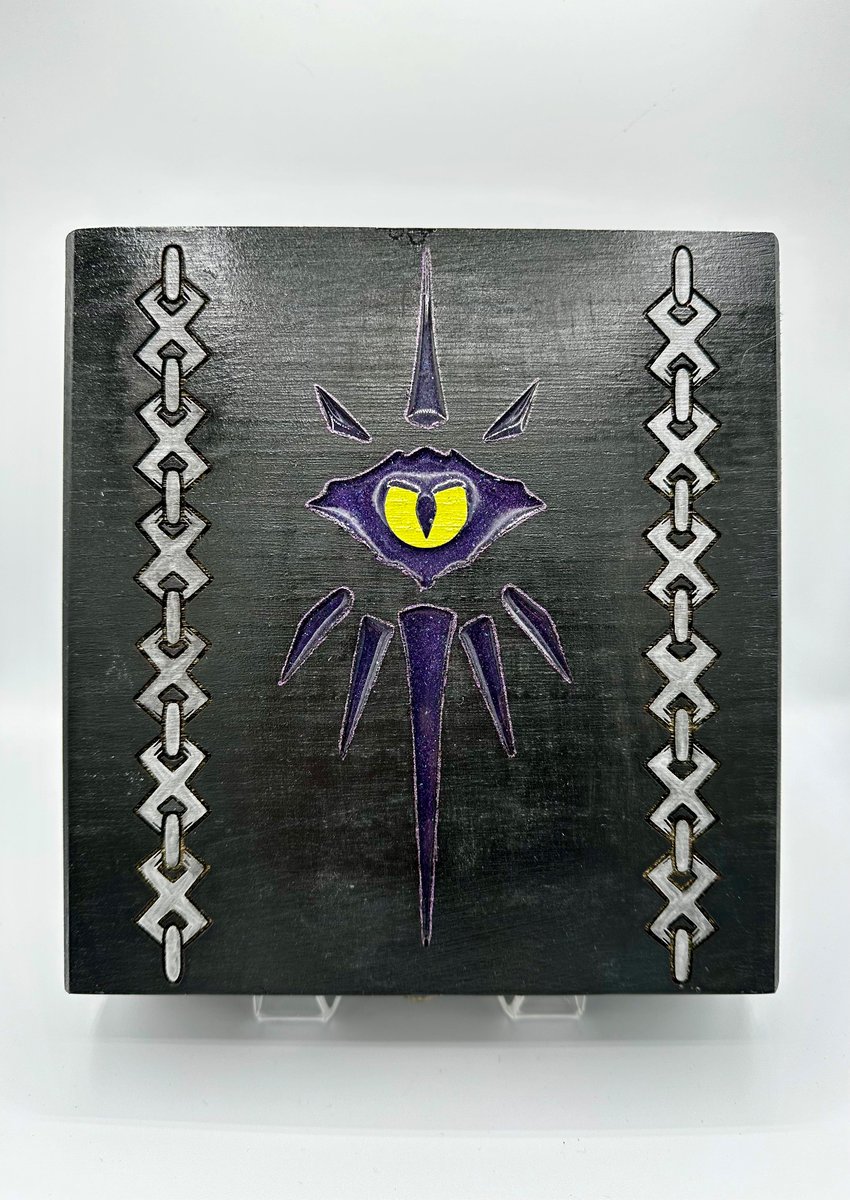 ValkyrieTotems's tweet photo. Bargains and invocations are yours with the seductive Warlock box! (Check the last image for a glowing secret) 

@Calgaryexpo is THIS THURSDAY! So come and see us in the Artist Alley A5712! 

#calgaryexpo #dicebag #warlock #ttrpg #dnd https://t.co/H4Wl3klOeD
