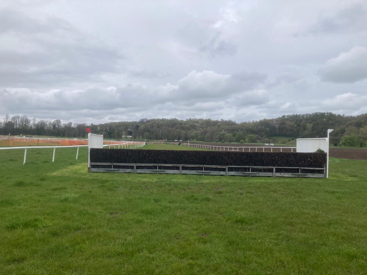 The going at Overton ahead of racing on Saturday 27th April is Good, Good to Soft (in places). Entries close at 12:30 tomorrow.