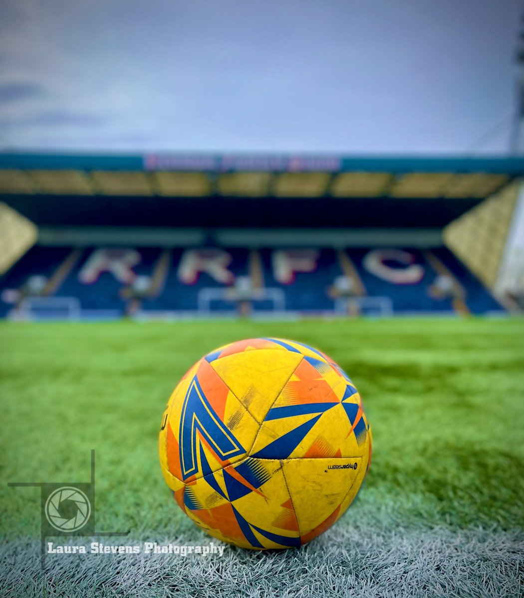 LauraStevensPh1's tweet photo. A wee trip to Stark’s Park this morning for the Cup game between @RaithColtsGirls 18s and @SpartansGirls 18s Harrison ⚽️ 📸 https://t.co/V0XXbOFG2l