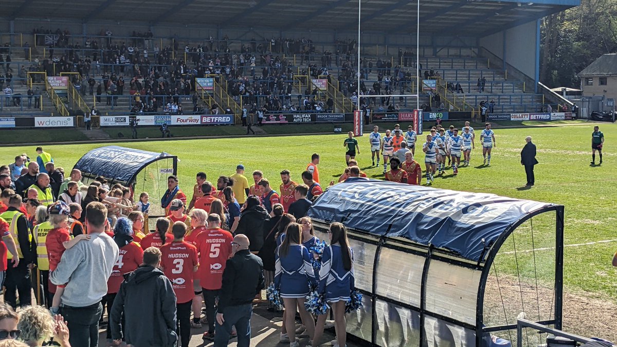 In other news @SheffieldEagles lead @HalifaxPanthers 22 : 0 at half time 🦅