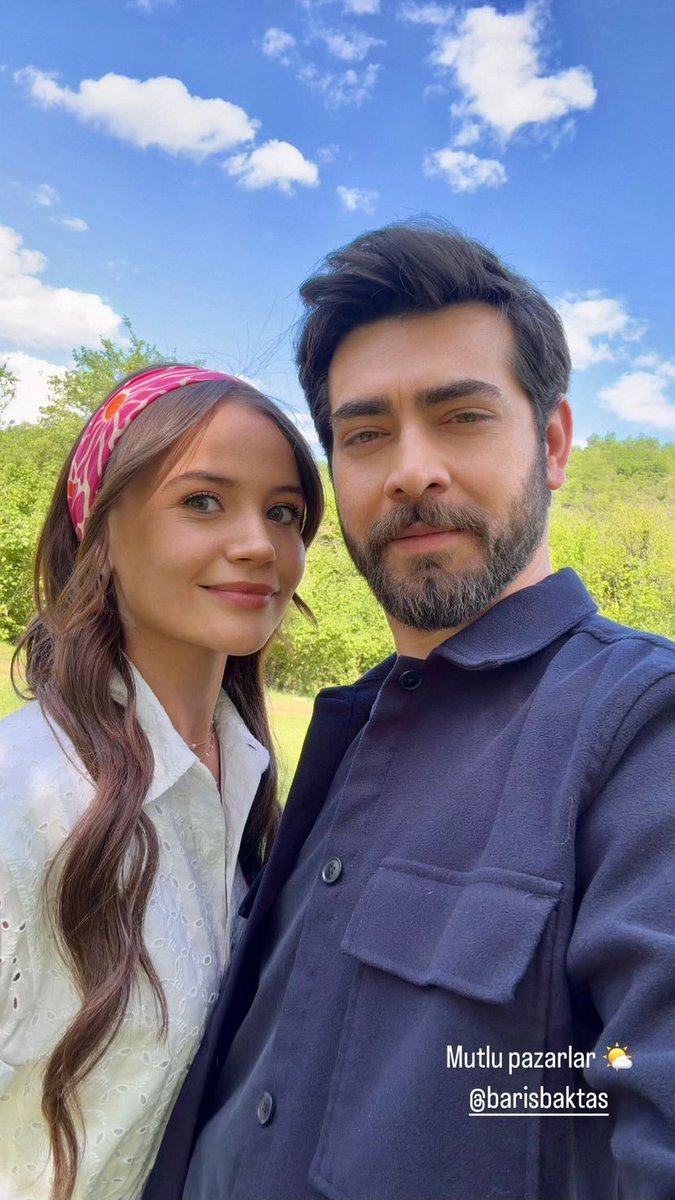 dilbar_chile's tweet photo. Que lindoooo es verlos 🥰

Feliz domingo ✌️🐣💪

#DilBar #YağBar 
#BarişBaktaş #YağmurYüksel https://t.co/F607by20iY