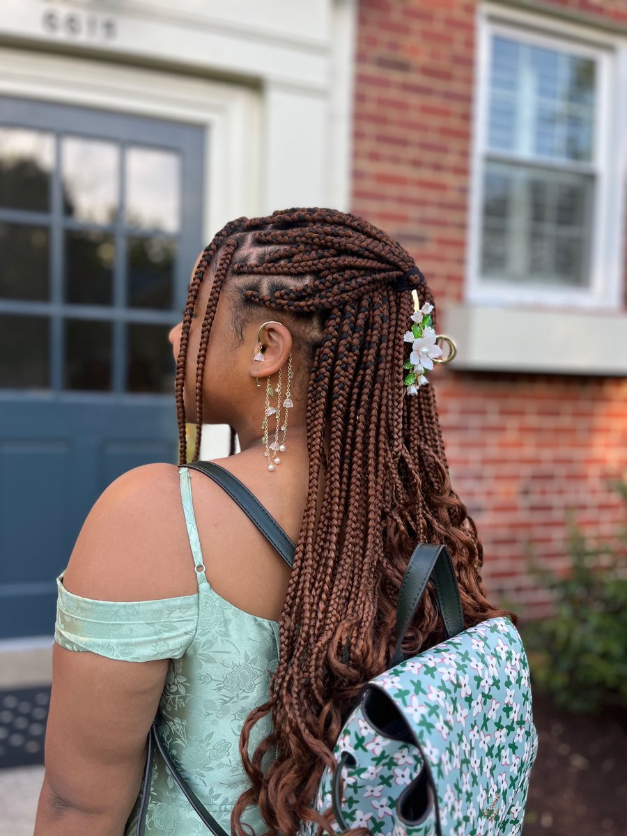 80suburbia's tweet photo. Enchantment was the assignment! People have been calling her Ariel. 

Lilmamma is growing up. ♥️🥹 #jrprom https://t.co/hjdPO0H2uz