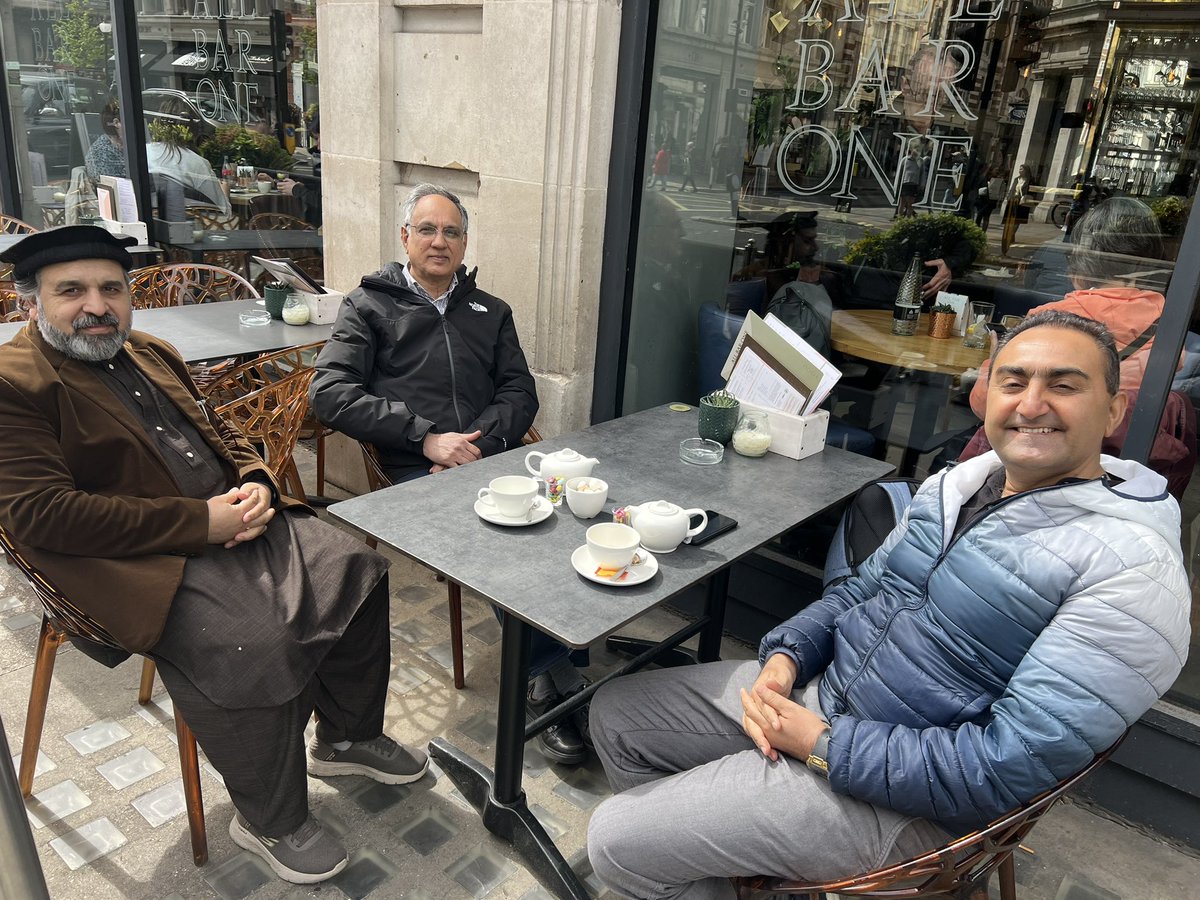 muzzamil_shah's tweet photo. "An unexpected reunion after 17 years on London's bustling Oxford Street with my university buddy Abdulhai Kakar from Prague, accompanied by the insightful Zahid from BBC London. So much to catch up on and reminisce about! #FriendshipGoals #LondonReunion" https://t.co/s0JnGQYX3C
