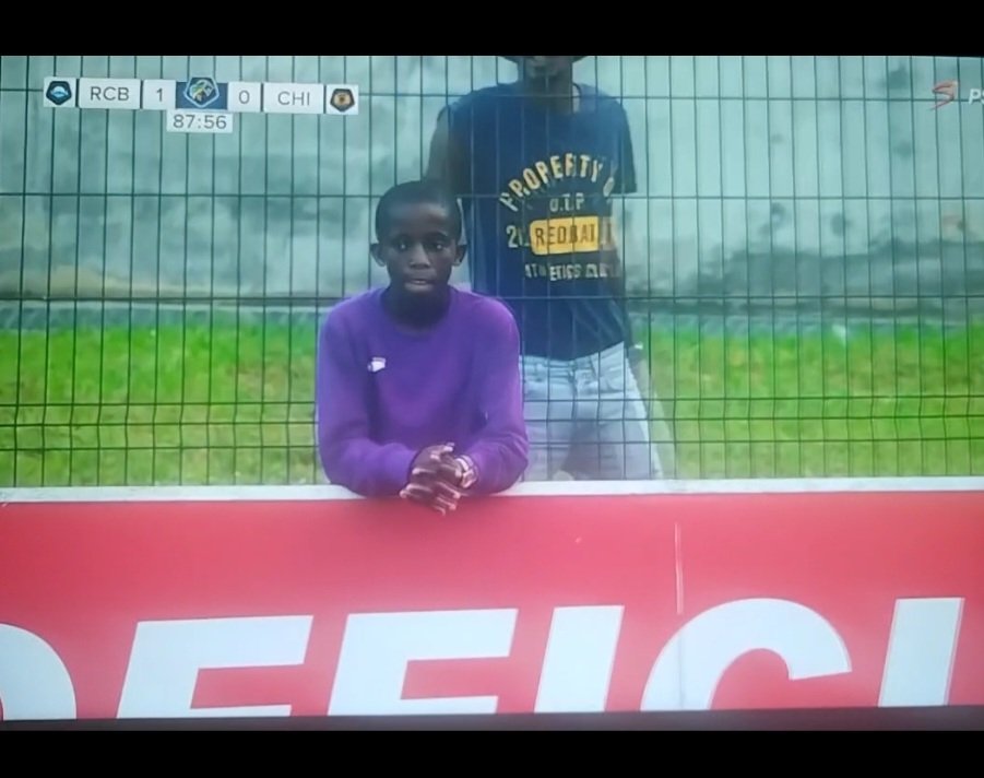 Yandamayne's tweet photo. My man of the match 😄😄🤣🤣🤣
#kaizerChiefs https://t.co/WfPtTbg1Fv