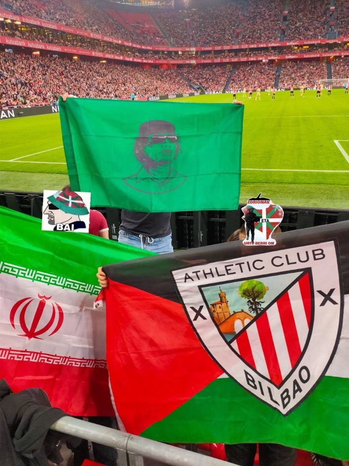 🔴Espagne, lors d’un match de championnat espagnol La Liga, les supporters espagnols basques de l’Athletic Bilbao et des andalous de Grenade ont scandé des champs pro Palestine et sortie des drapeaux de l’Iran, de la Palestine et un drapeau à l’effigie du libyen Moummar Khadafi.