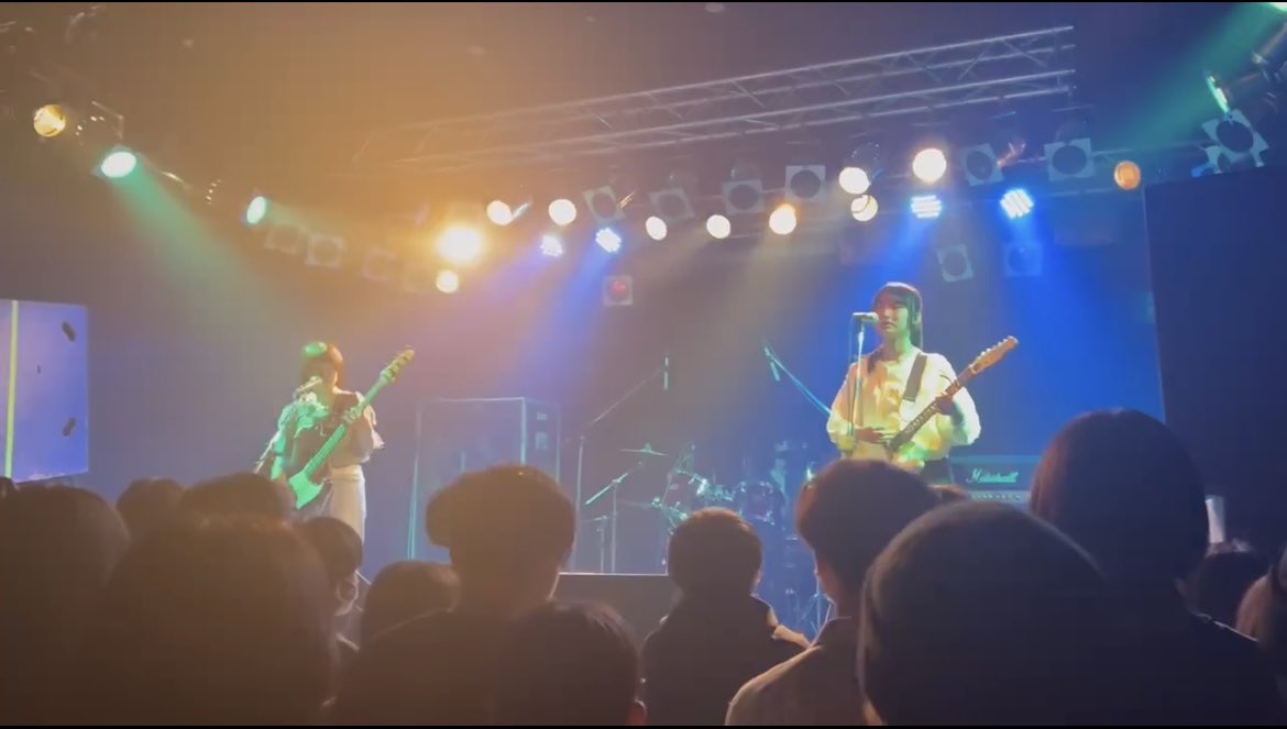 TANSAN_oO's tweet image. お疲れ様でした𓂃 𓈒𓏸◌
TANSAN最後のライブでした😭
ほんとに楽しかったです🎶
今回は最初で最後のスリーピースバンドとして参加させて頂きました!✨
軽音部に入ってオリ曲を作ってみたりと初めての経験ばかりで楽しかったです☺️
見に来てくれた皆さん関係者の皆さんありがとうございました!!