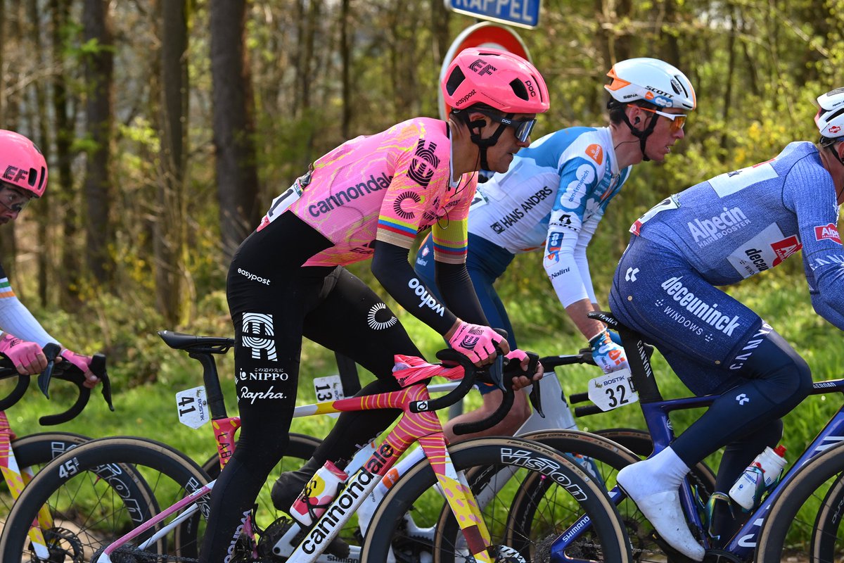 Richie and Ben raced with heart today 💕 The entire squad gave it their all today at Lèige-Bastogne-Lèige. Came up short in the end, but a lot to be proud of 💪 📸: Sprint Cycling and Getty Images